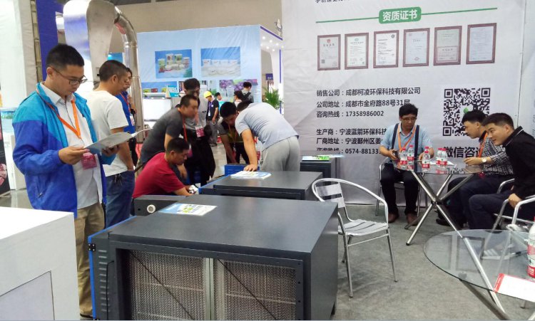 我公司產(chǎn)品參加重慶酒店用品展備受關(guān)注！